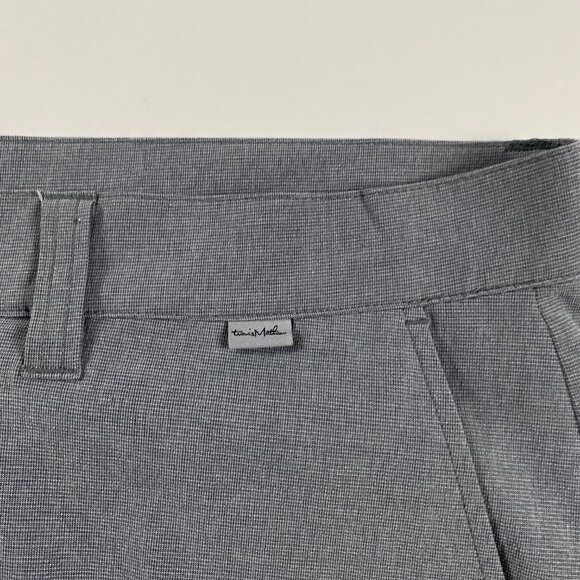 Travis Mathew Shorts Mens 39 x 11 Gray Golf Flat Front - Picture 2 of 11